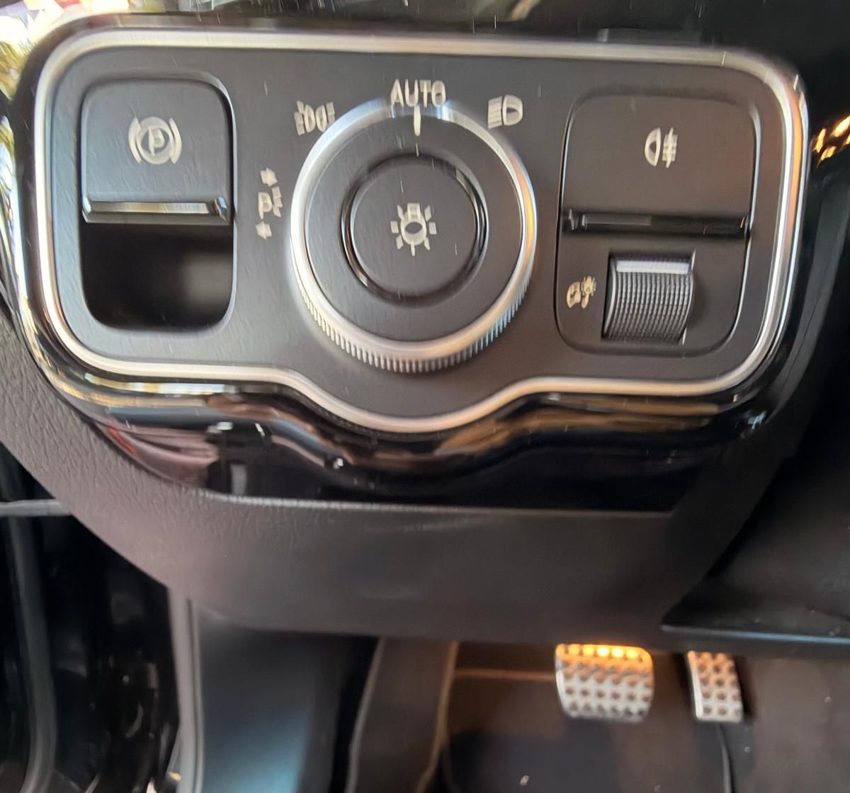 mercedes-benz-classe-a-2023-gasolina-1332cc