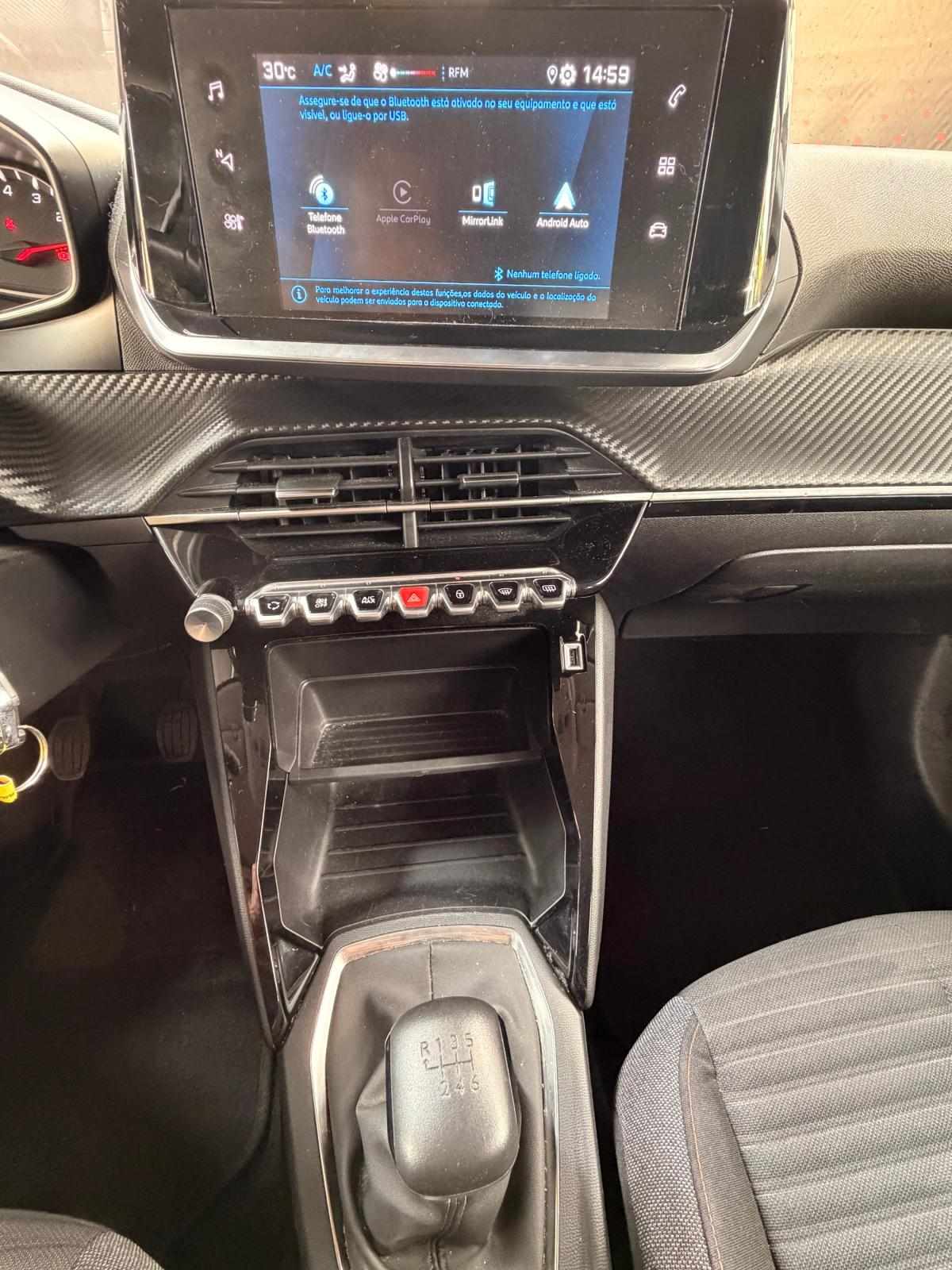 peugeot-208-2023-gasolina-1199cc