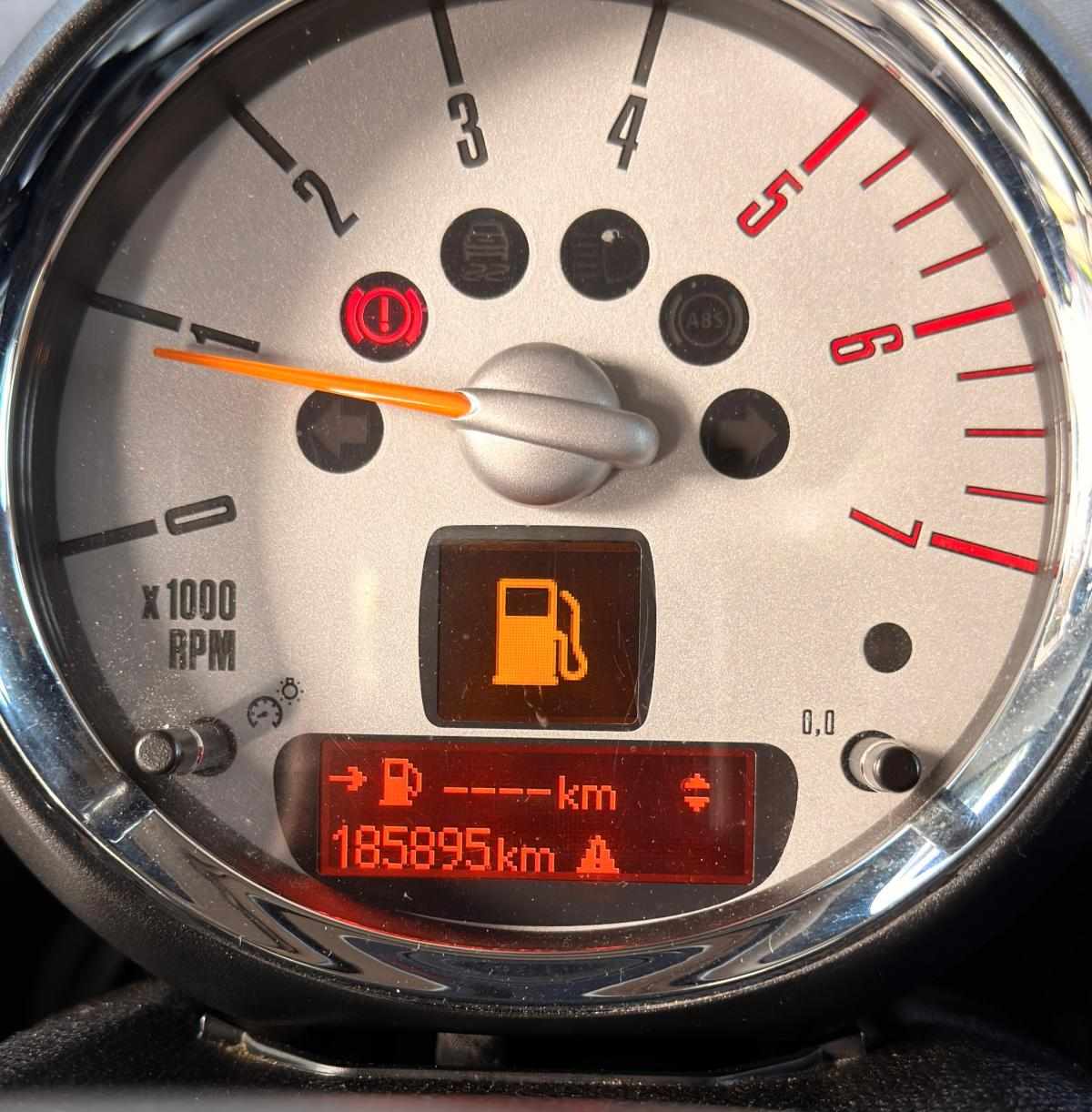 mini-paceman-2014-diesel-1598cc