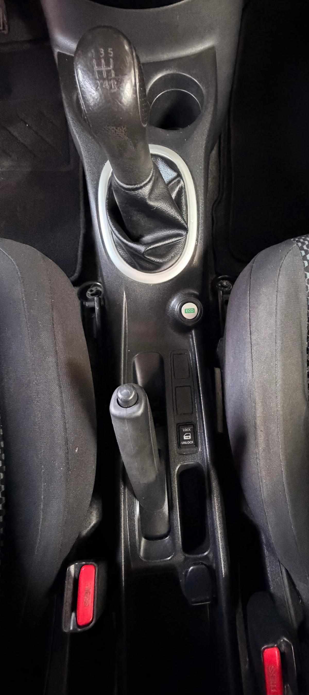 nissan-note-2014-gasolina-1198cc