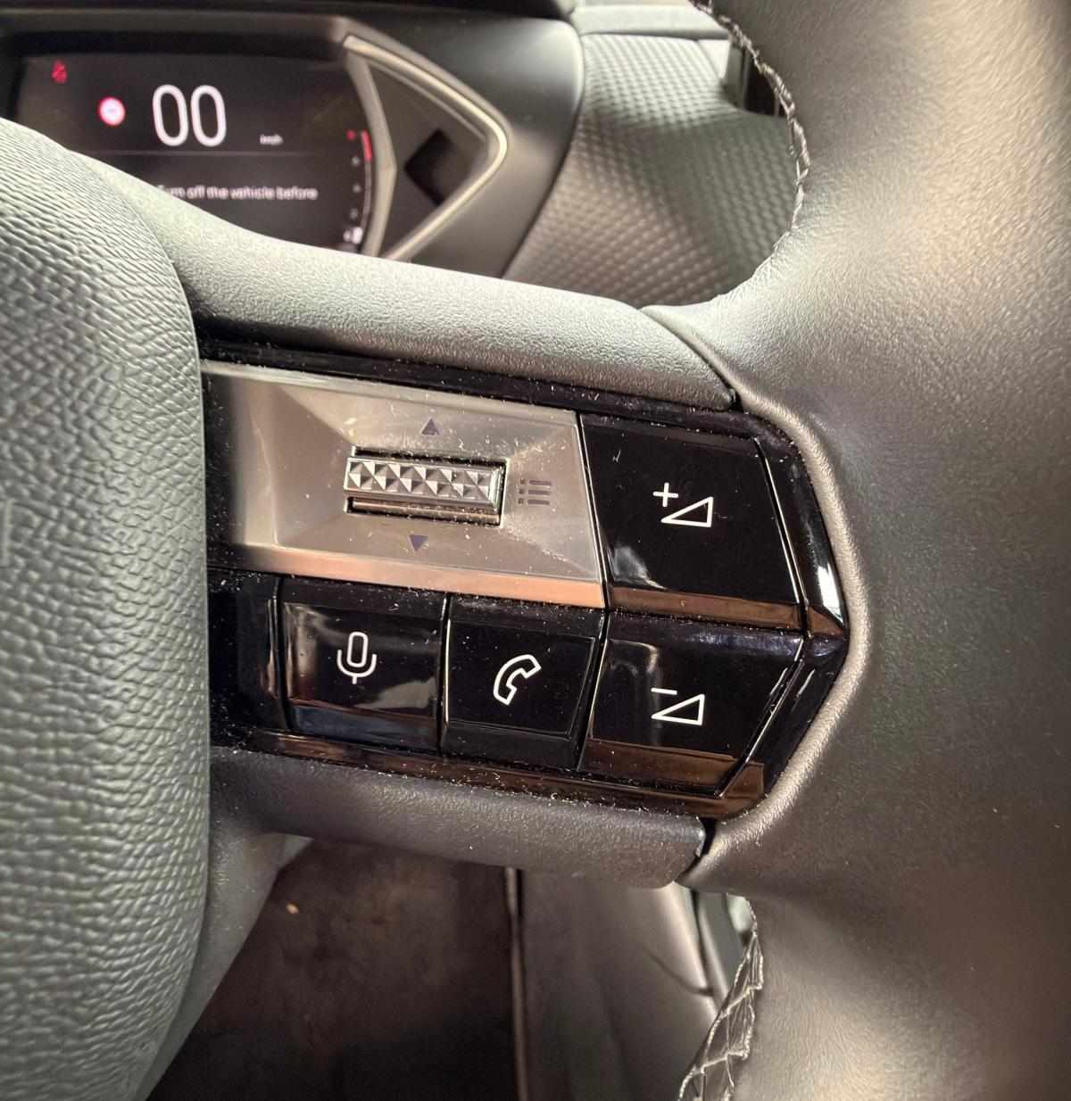 ds-ds-3-1-2-101cv-2024-gasolina-1199cc