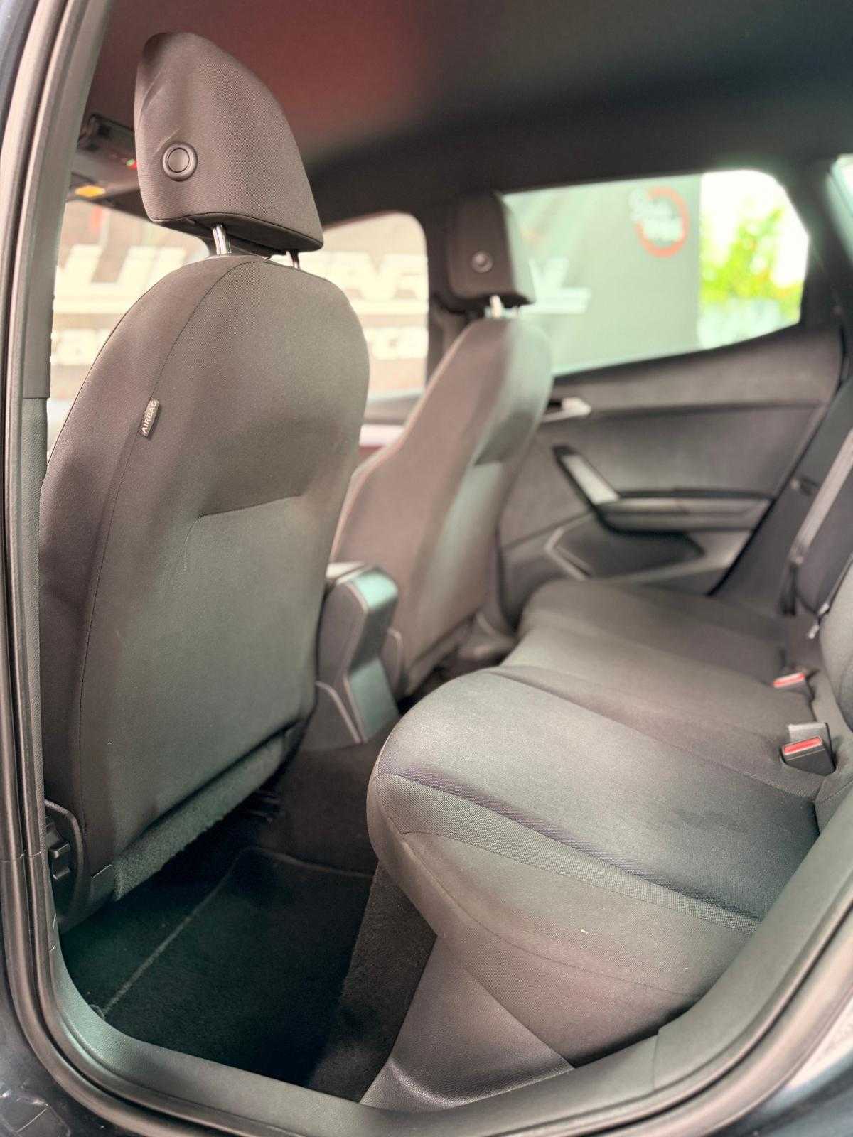 seat-arona-2023-gasolina-999cc