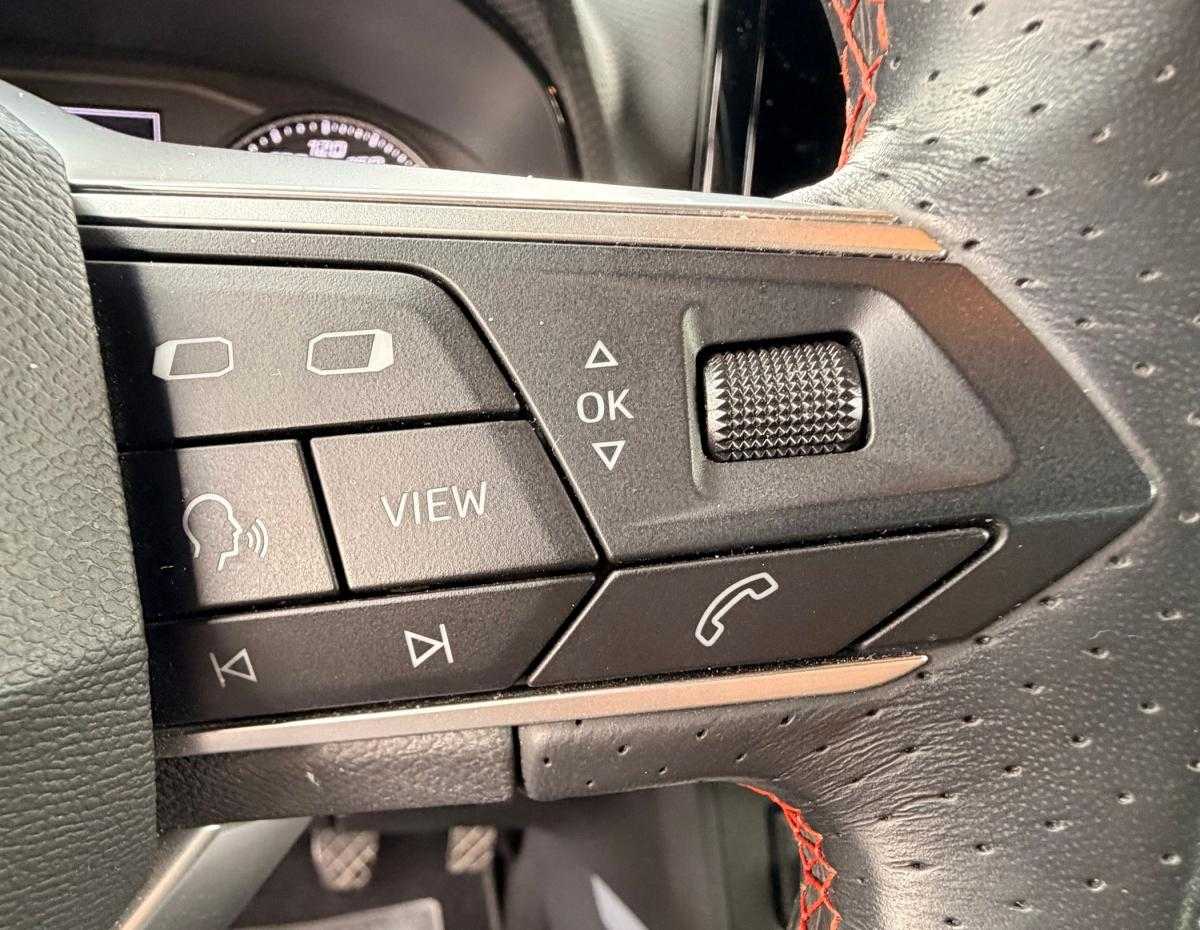 seat-arona-2023-gasolina-999cc
