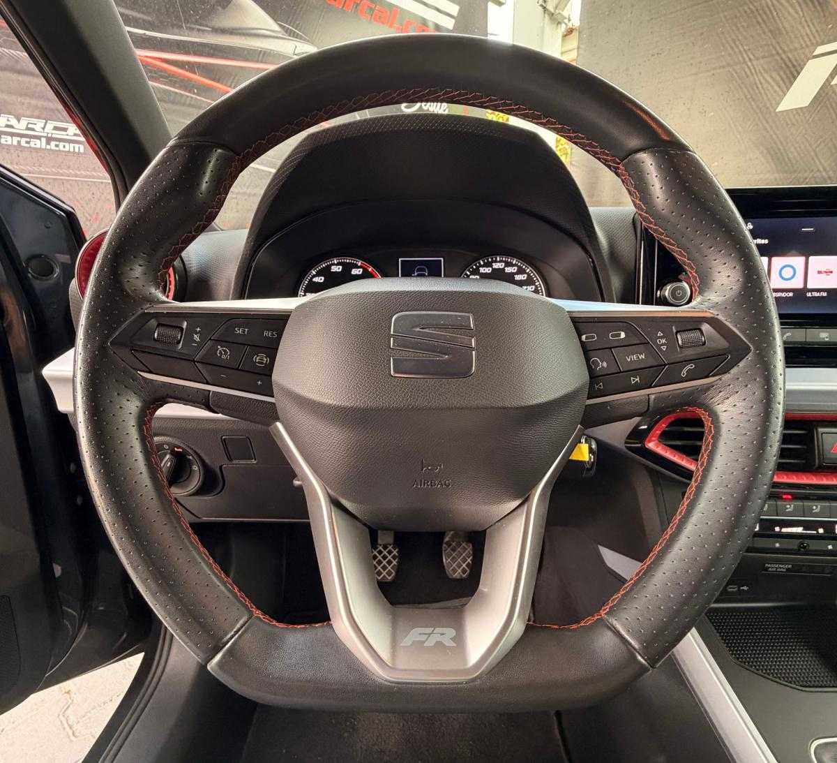 seat-arona-2023-gasolina-999cc
