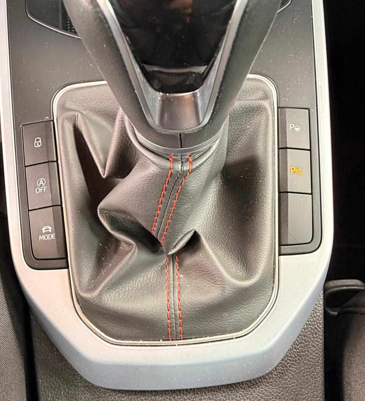 seat-arona-2023-gasolina-999cc