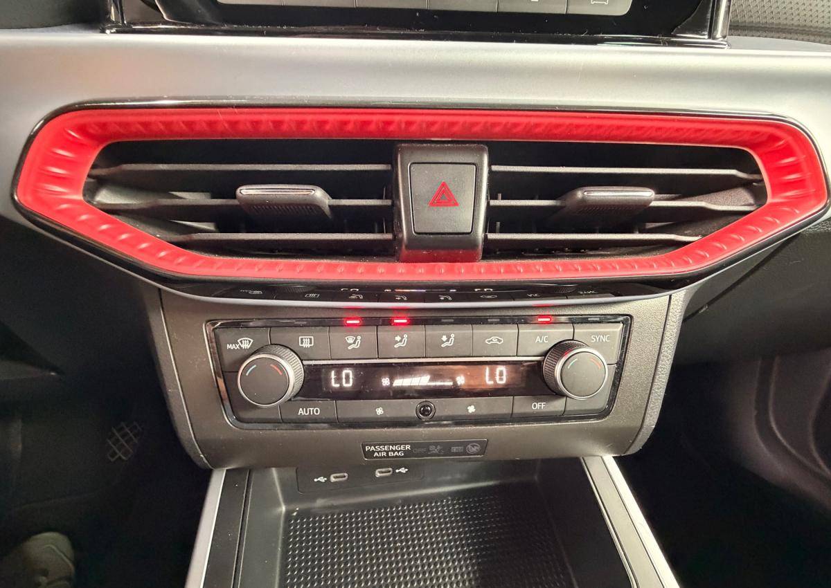 seat-arona-2023-gasolina-999cc