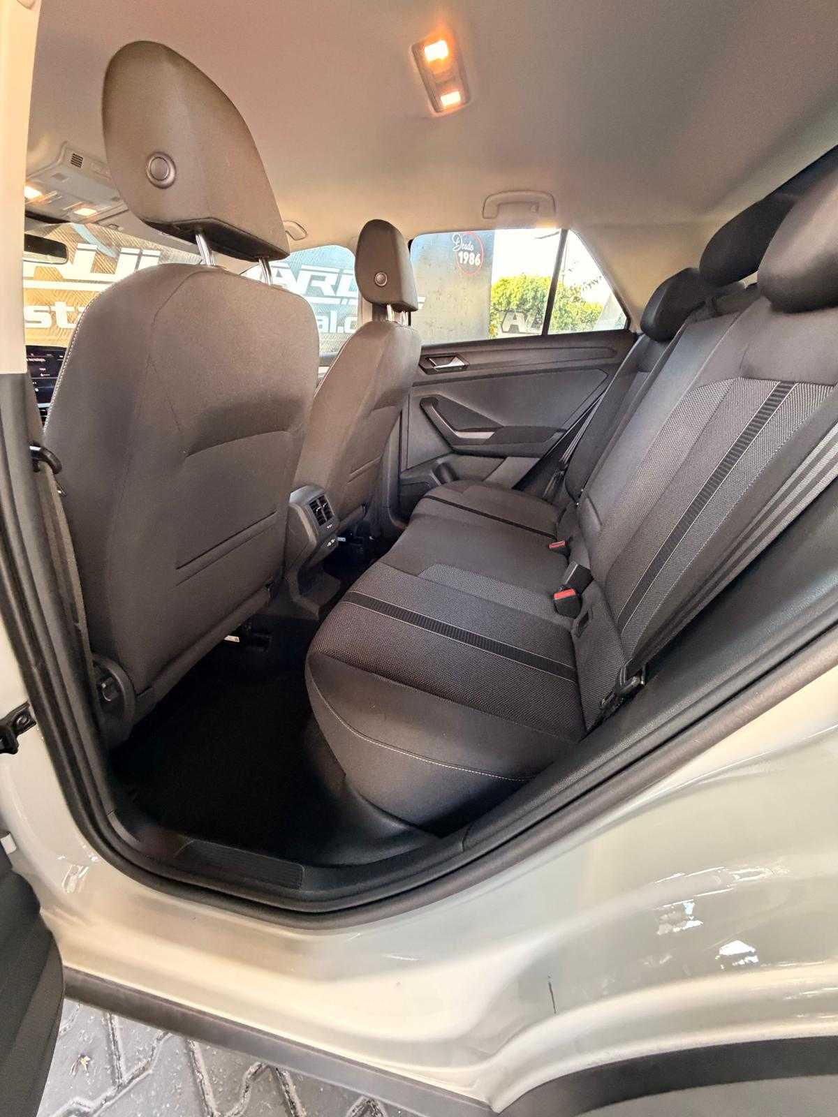 volkswagen-t-roc-2026-gasolina-999cc