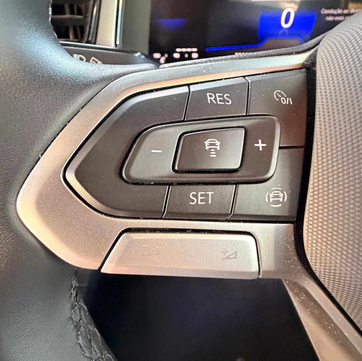 volkswagen-t-roc-2026-gasolina-999cc