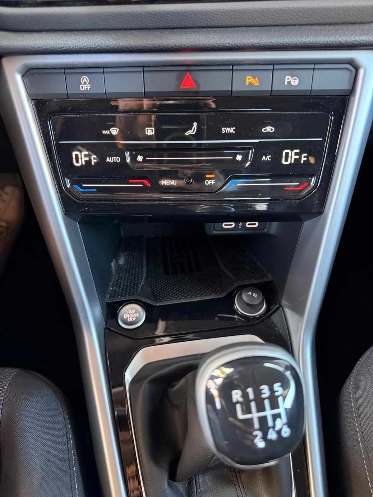volkswagen-t-roc-2026-gasolina-999cc