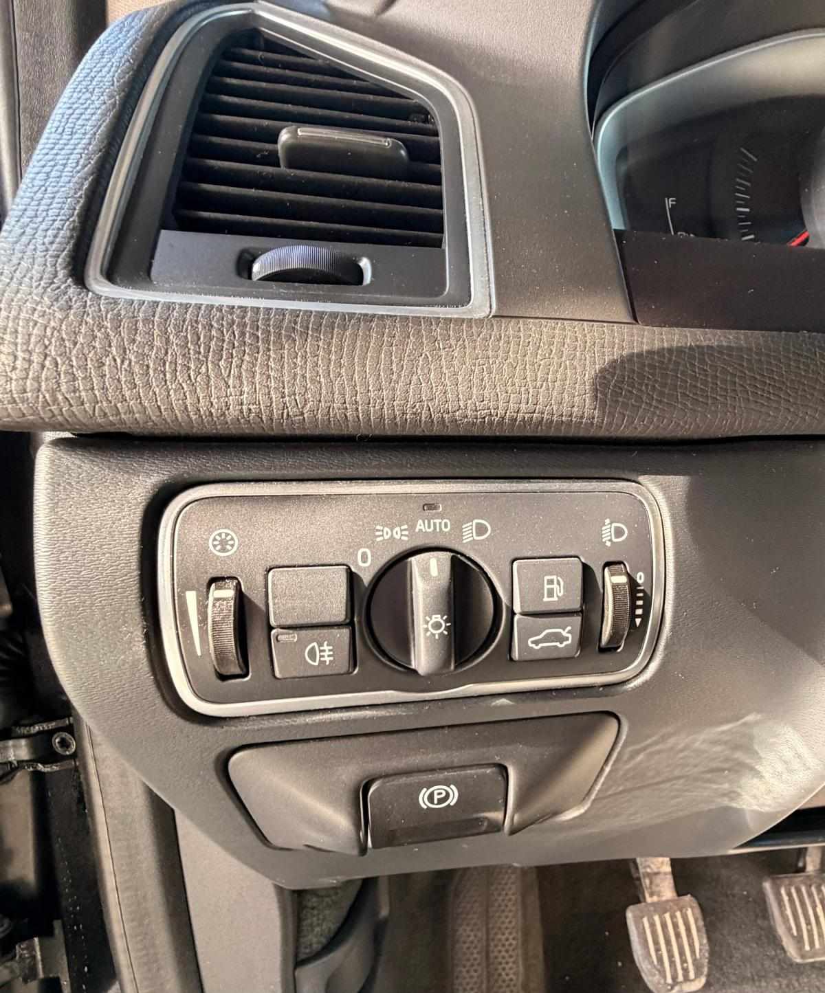 volvo-xc60-2015-diesel-1969cc