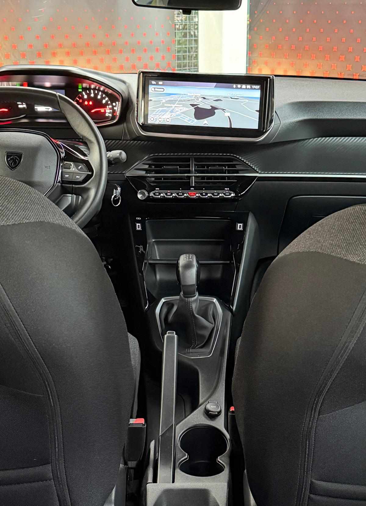 peugeot-208-2024-gasolina-1199cc