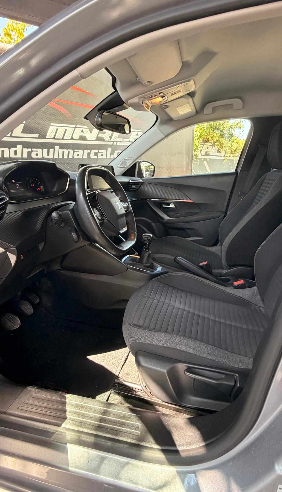 peugeot-2008-2021-gasolina-1199cc