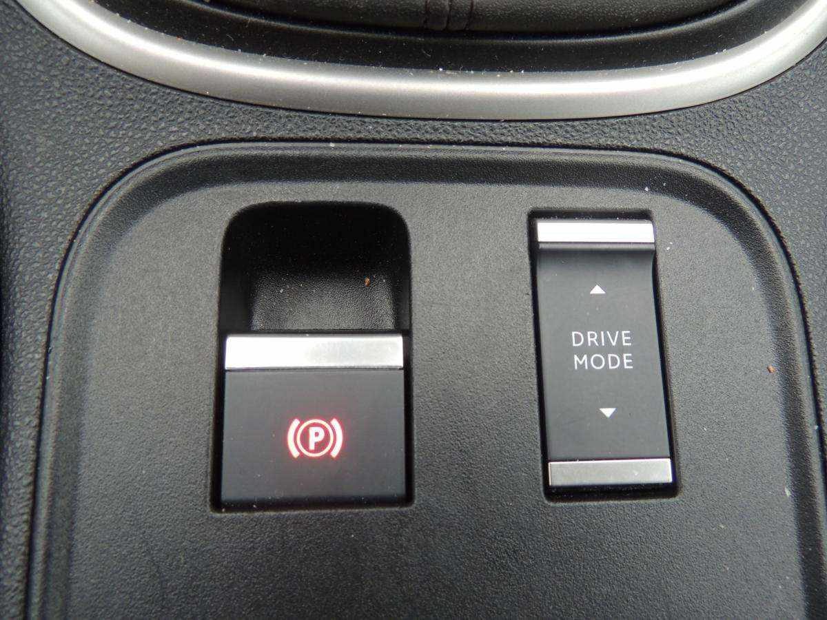 jeep-avenger-1-2-puretech-2024-gasolina-1199cc