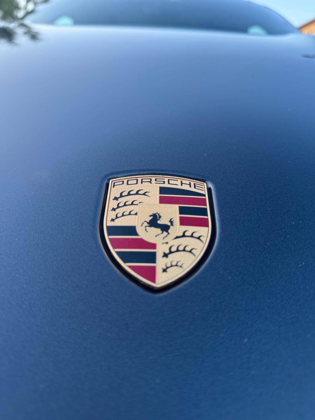 porsche-taycan-2022-eletrico-0cc