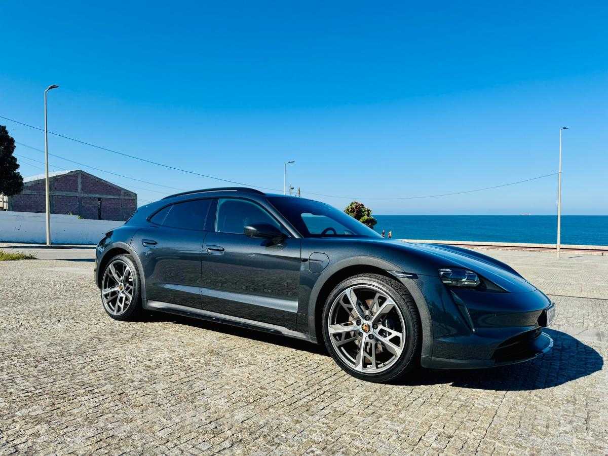 porsche-taycan-2022-eletrico-0cc