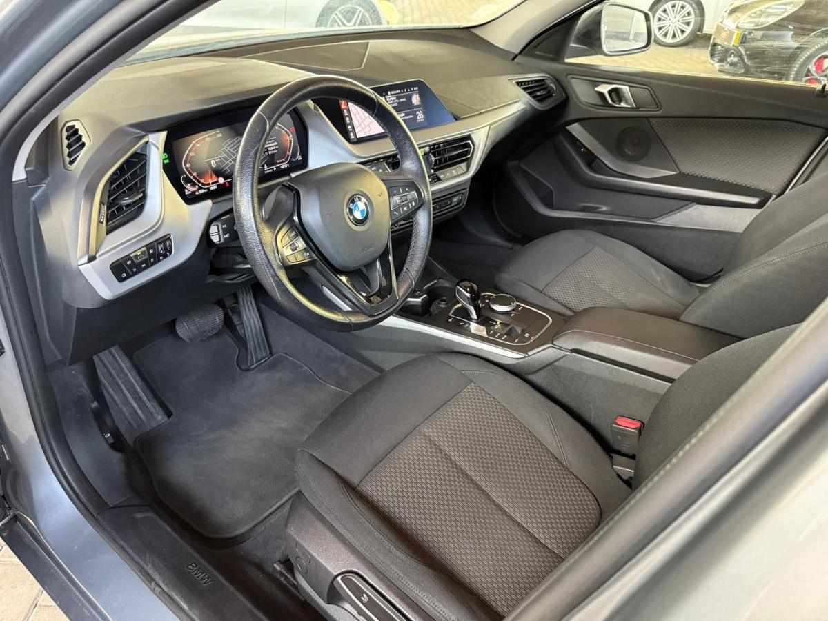 bmw-serie-1-116d-2022-diesel-1496cc