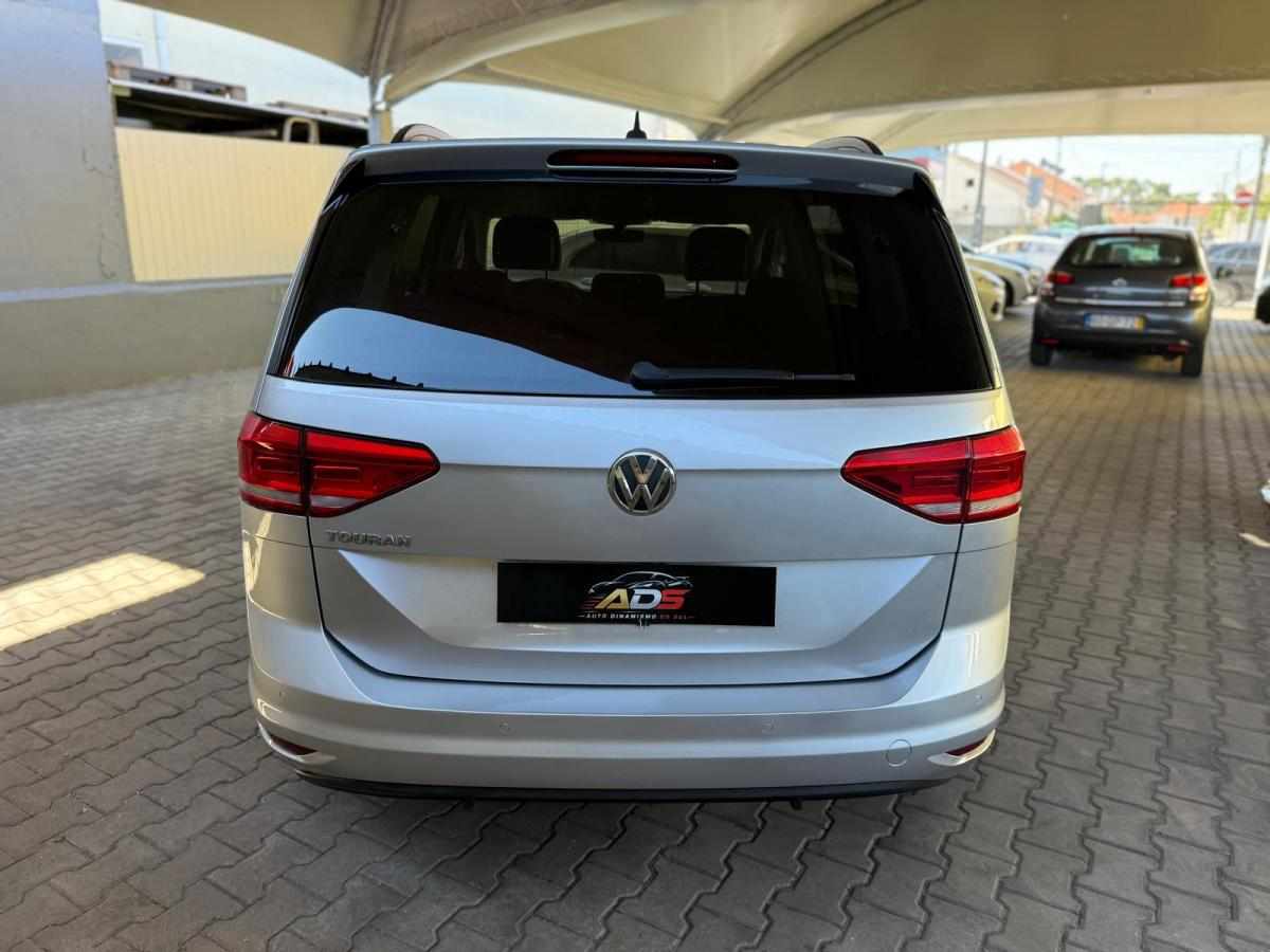 volkswagen-touran-1-6-tdi-bluemotion-2018-diesel-1598cc