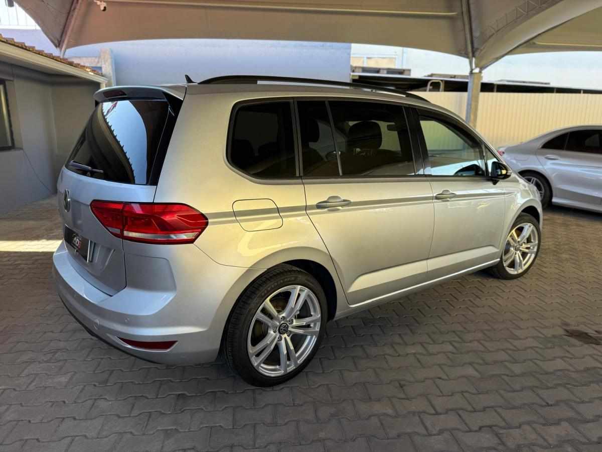 volkswagen-touran-1-6-tdi-bluemotion-2018-diesel-1598cc