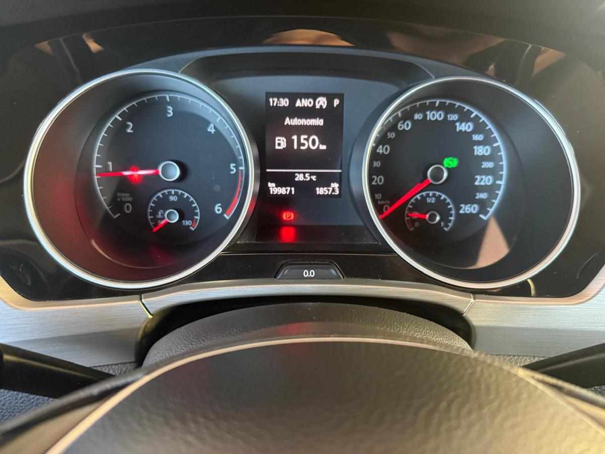 volkswagen-touran-1-6-tdi-bluemotion-2018-diesel-1598cc