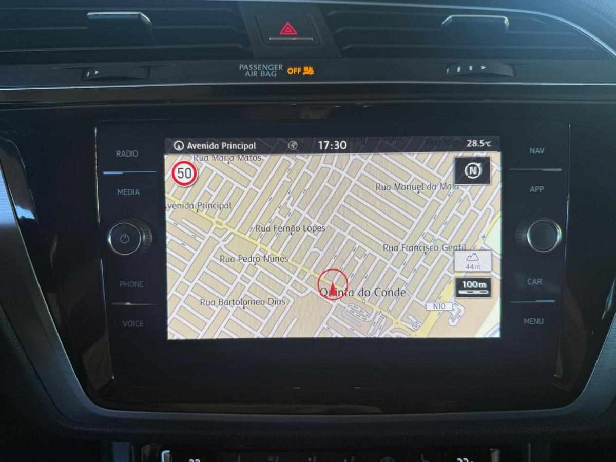 volkswagen-touran-1-6-tdi-bluemotion-2018-diesel-1598cc