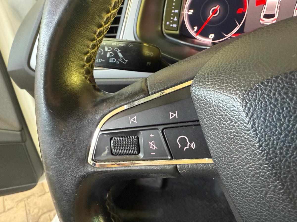 seat-leon-1-6-tdi-2018-diesel-1598cc