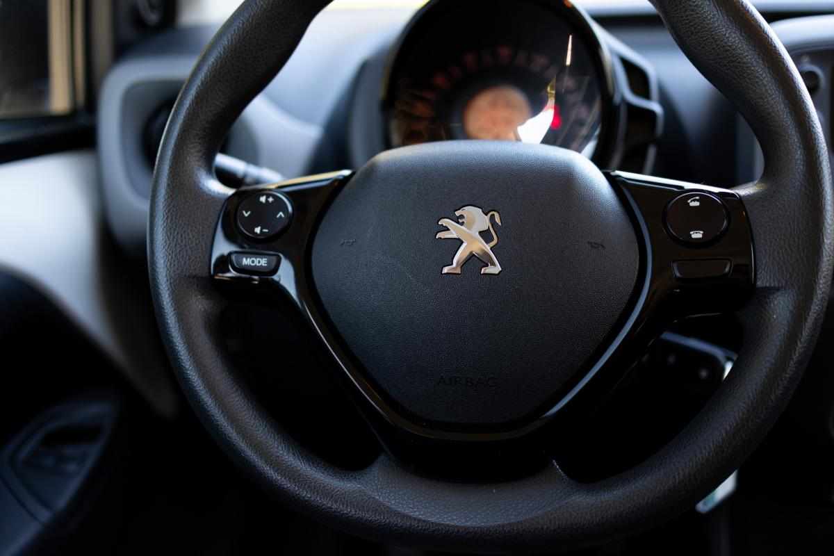 peugeot-108-1-0-vti-2019-gasolina-998cc