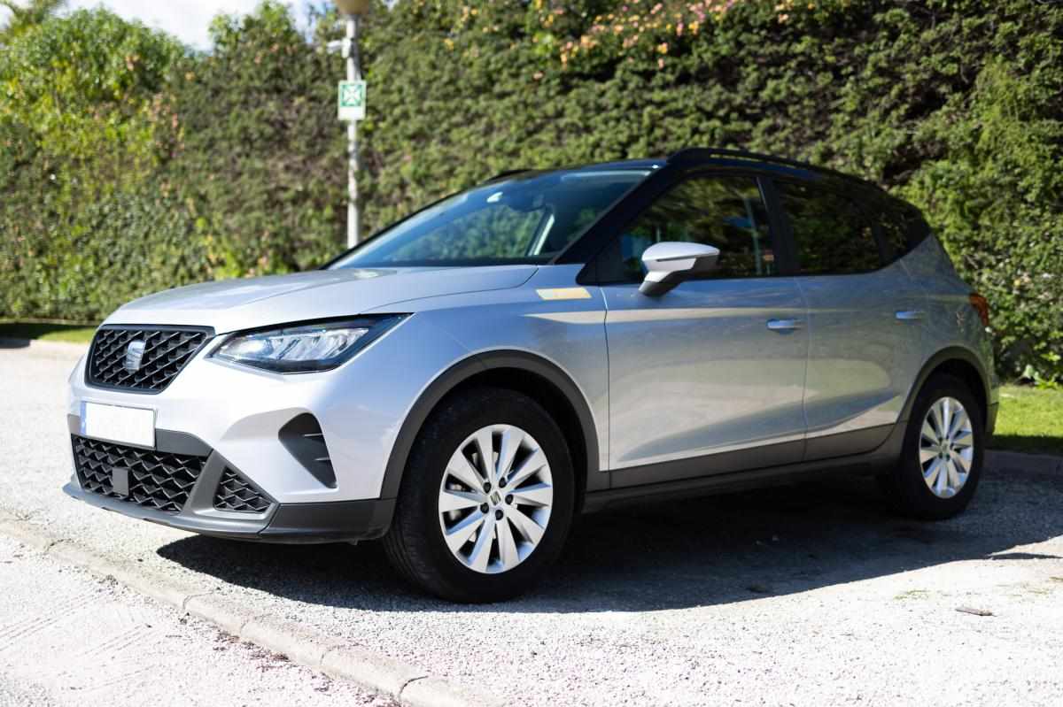 seat-arona-1-0-tsi-2022-gasolina-999cc