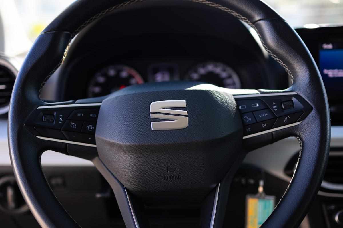 seat-arona-1-0-tsi-2022-gasolina-999cc