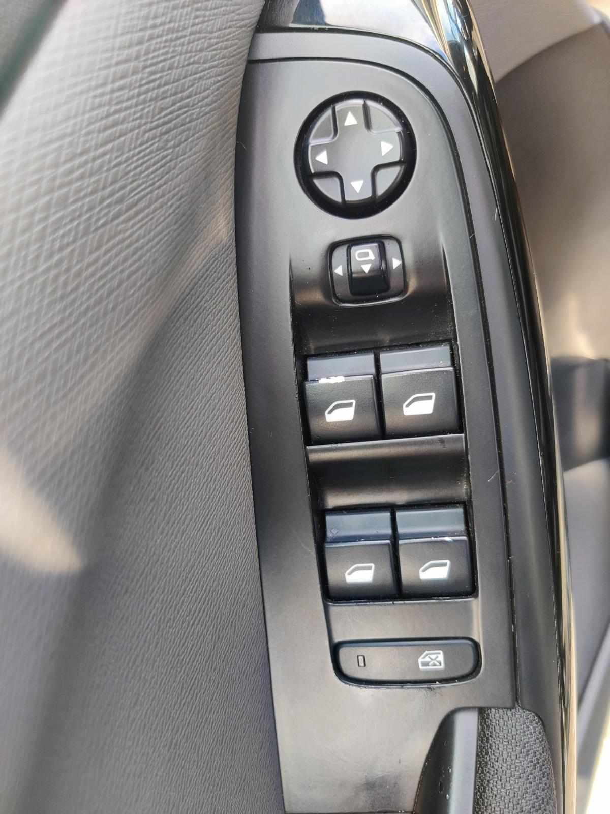 citroen-c4-picasso-1-5-bluehdi-2019-diesel-1499cc