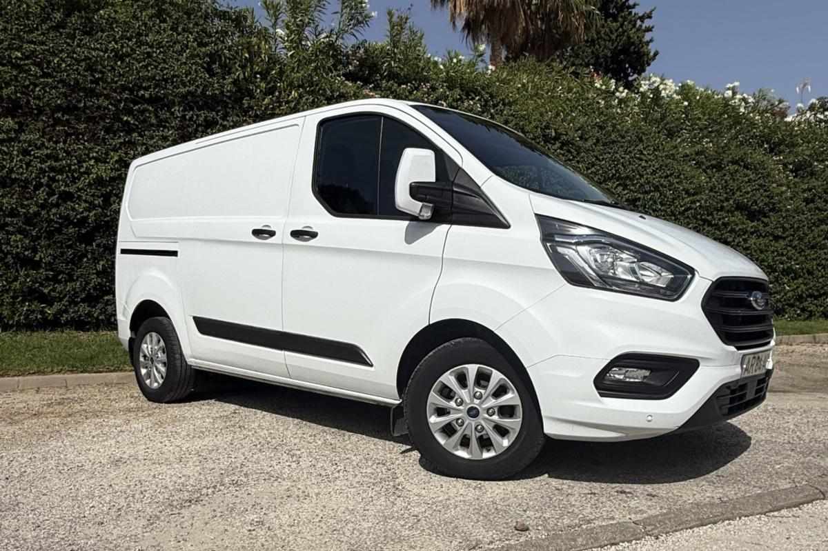 ford-transit-custom-2-0-130cv-2022-diesel-1995cc