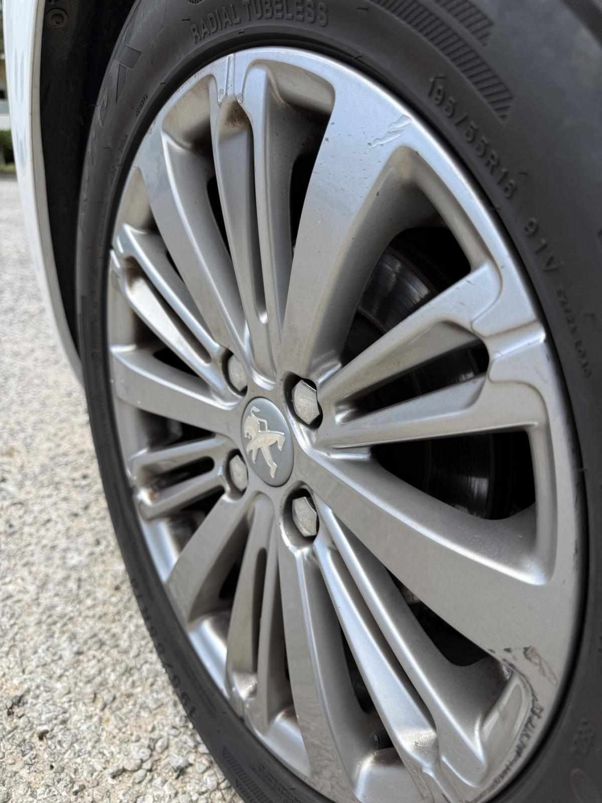 peugeot-208-1-2-vti-2019-gasolina-1199cc