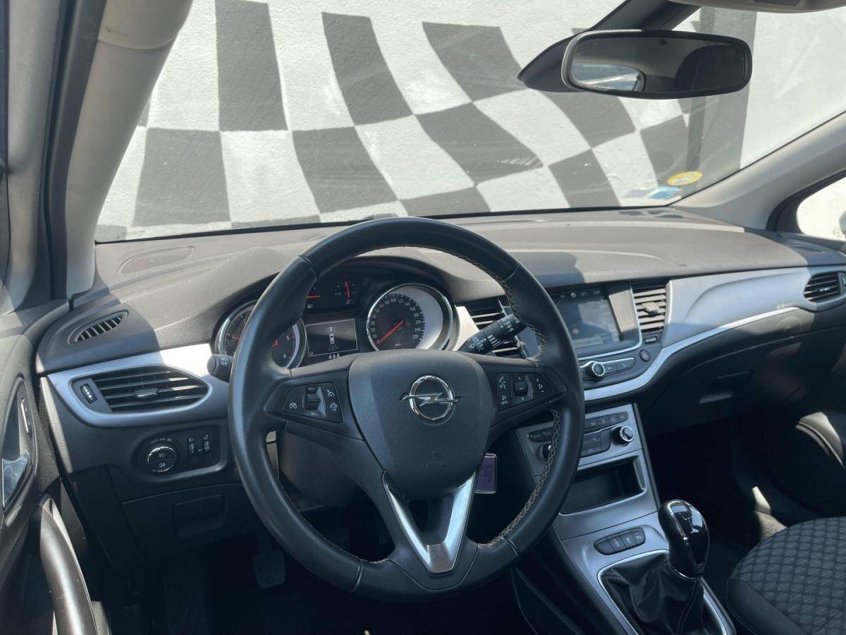 opel-astra-2019-diesel-1598cc