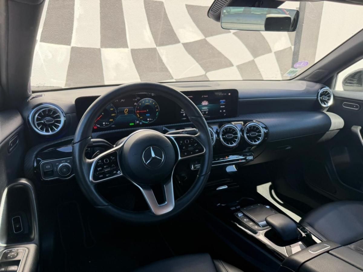 mercedes-benz-classe-a-2022-hibrido-1332cc