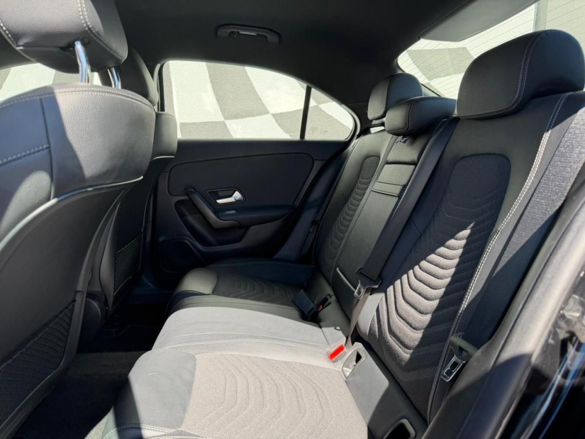 mercedes-benz-classe-a-2022-hibrido-1332cc