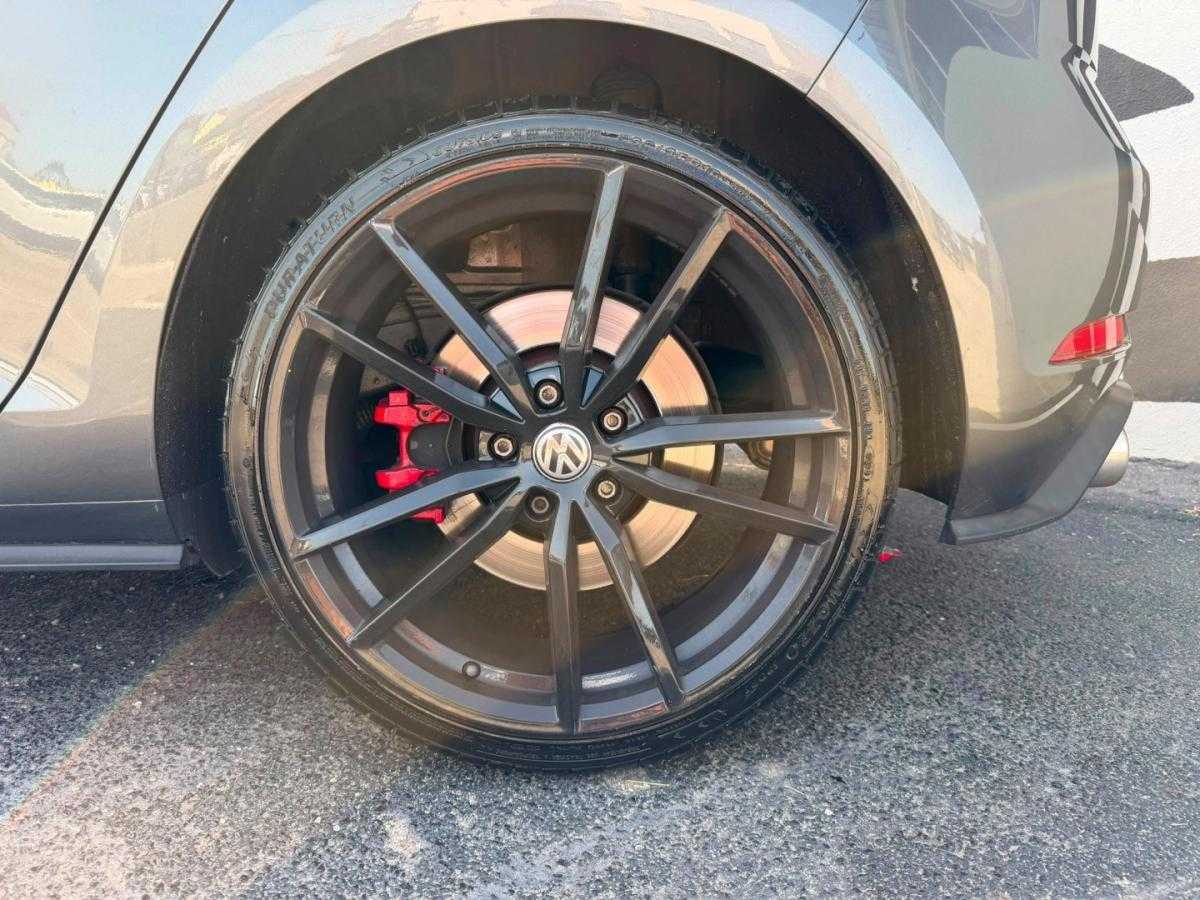 volkswagen-golf-2018-gasolina-1984cc
