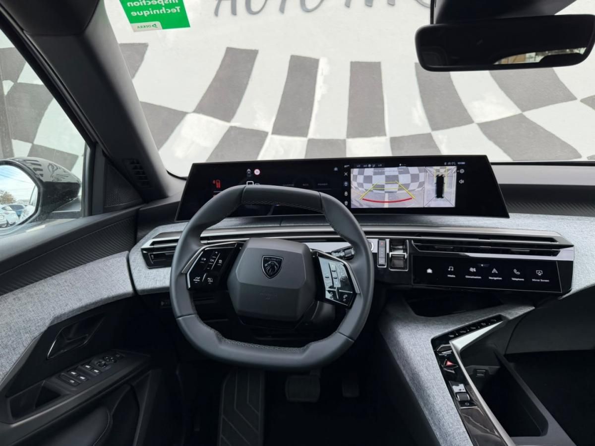 peugeot-5008-2025-hibrido-1200cc
