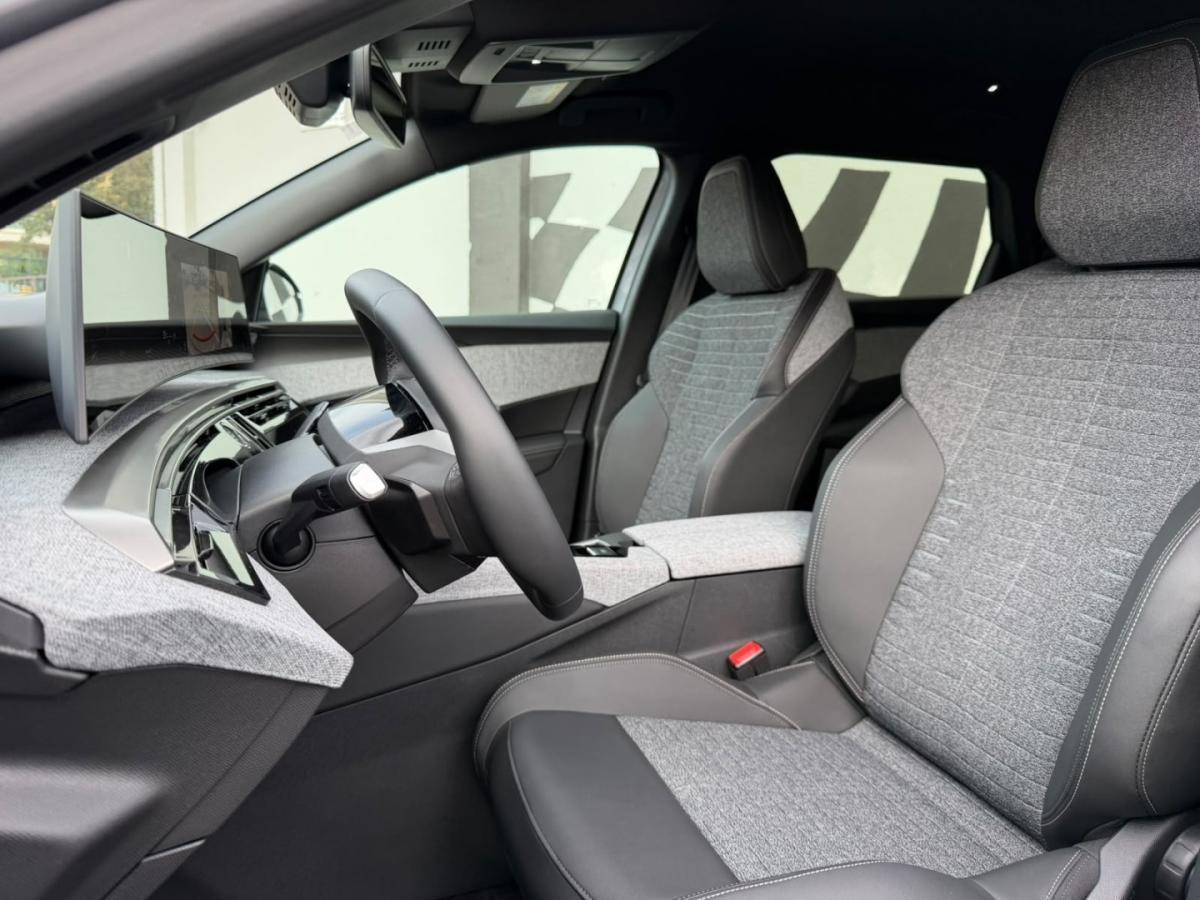 peugeot-5008-2025-hibrido-1200cc