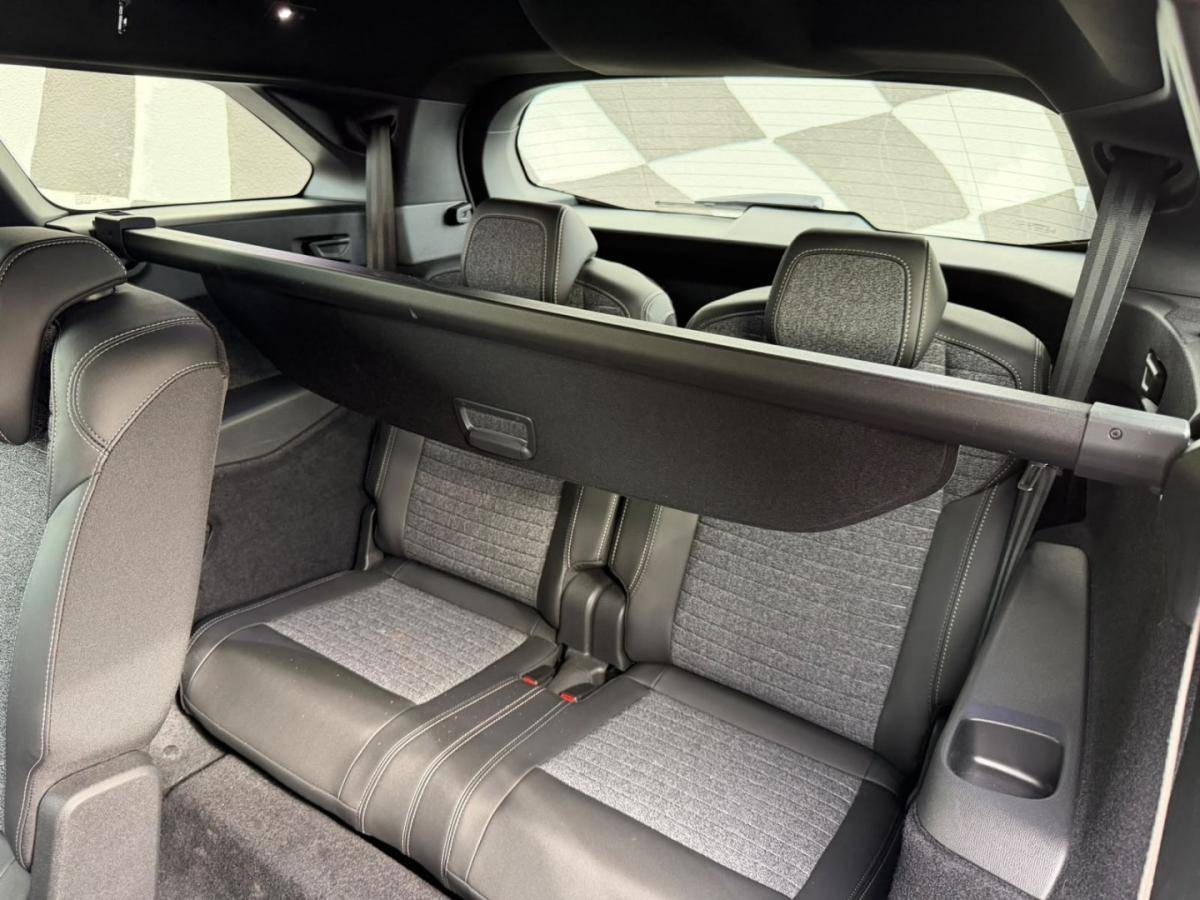 peugeot-5008-2025-hibrido-1200cc