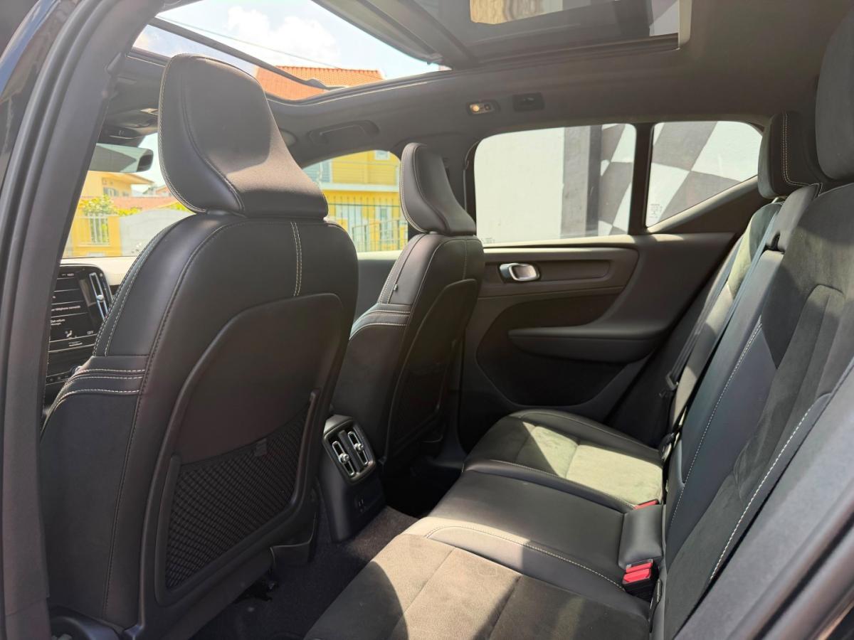 volvo-xc40-2021-hibrido-1477cc