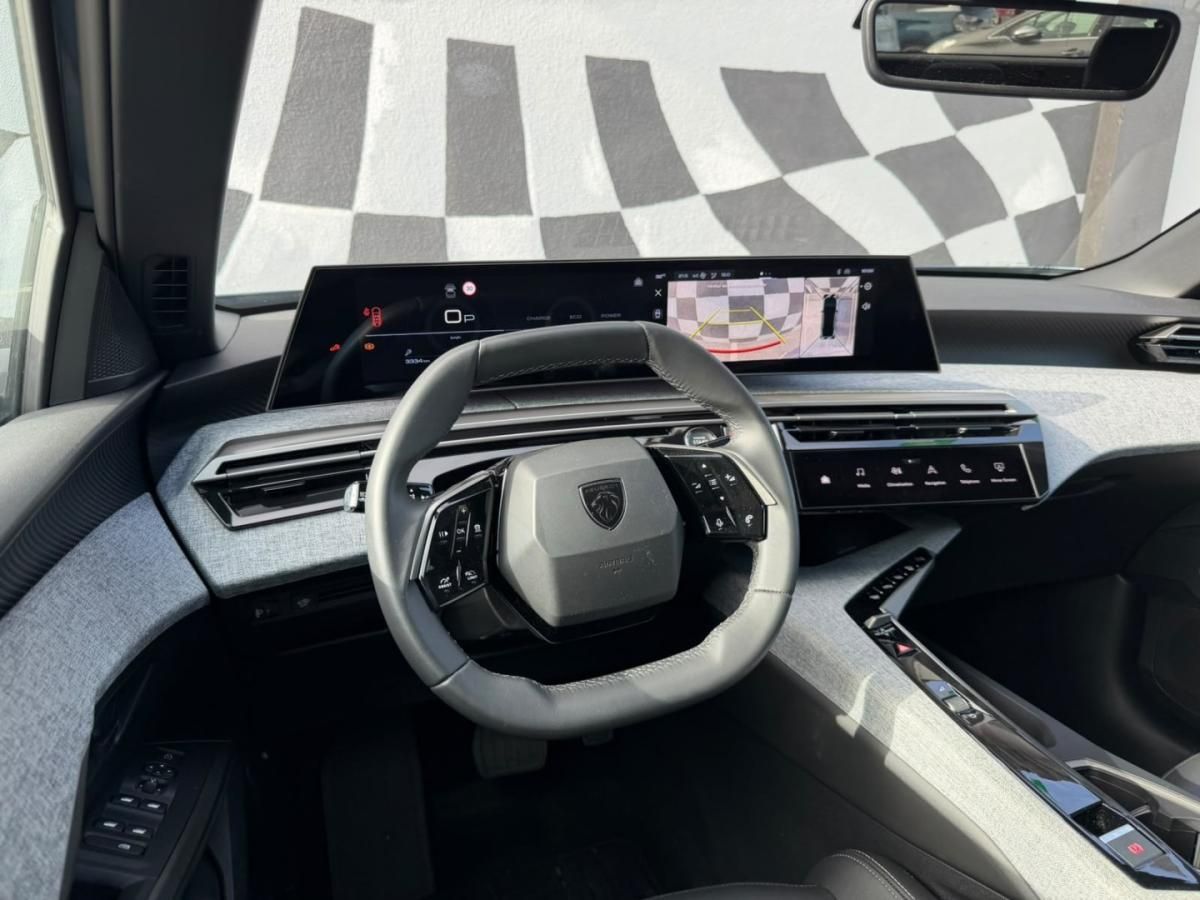 peugeot-3008-2025-hibrido-1200cc