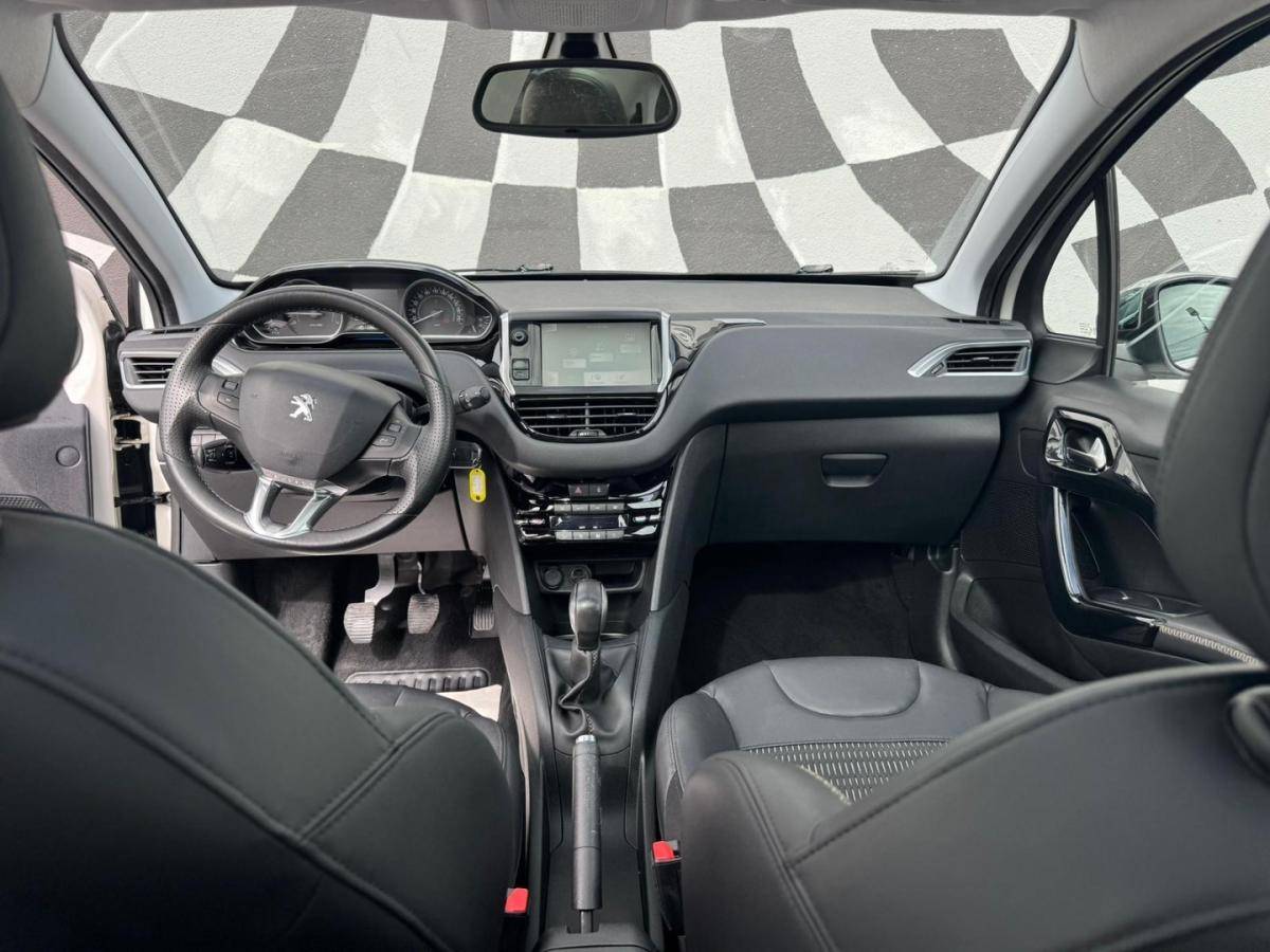 peugeot-208-2013-gasolina-1199cc
