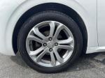peugeot-208-2013-gasolina-1199cc