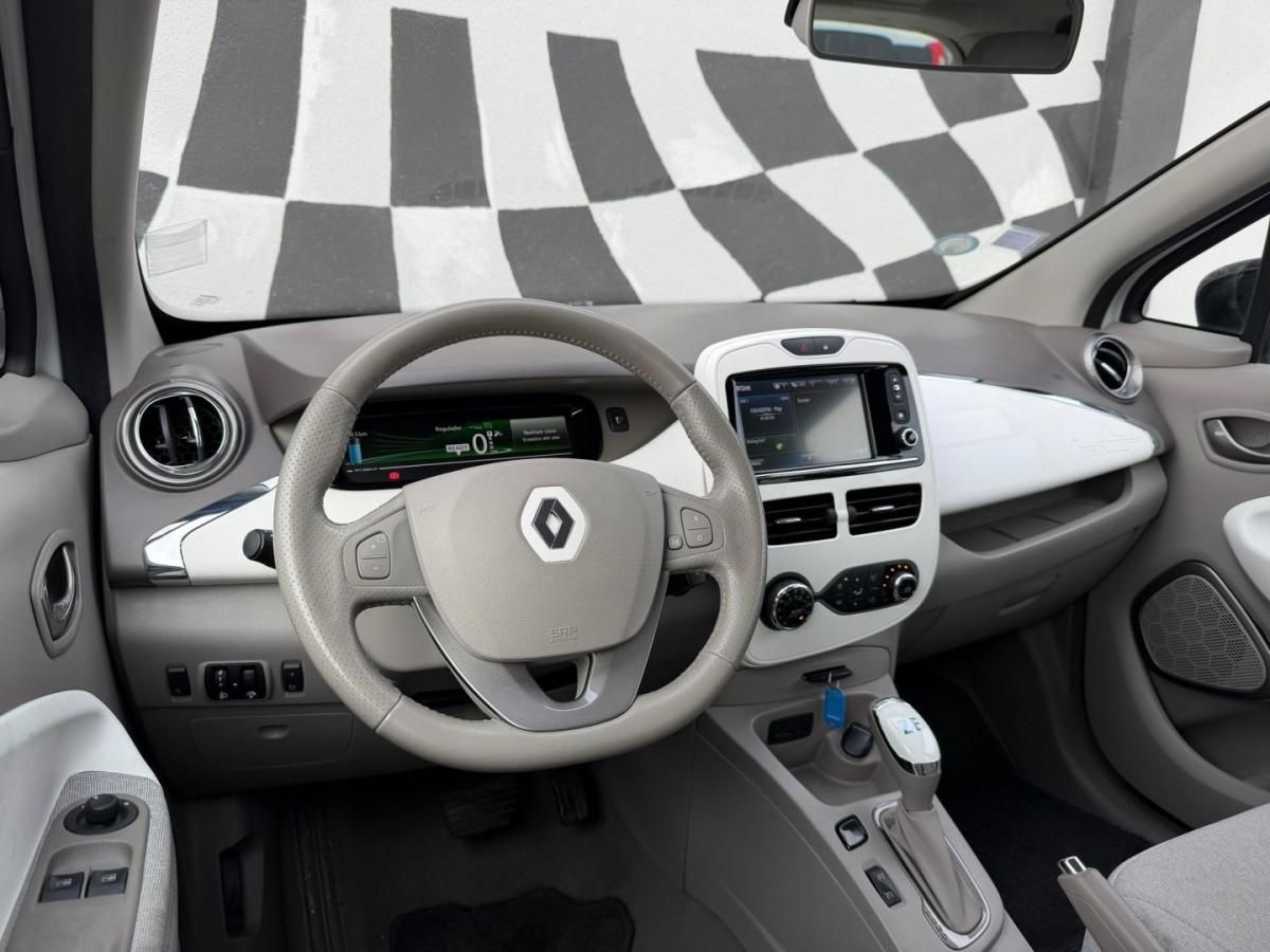renault-zoe-2019-eletrico-0cc