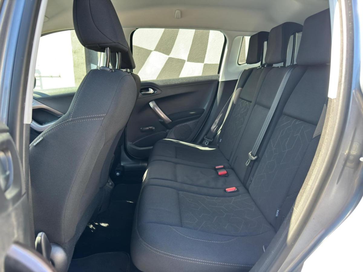 peugeot-2008-2016-gasolina-1199cc