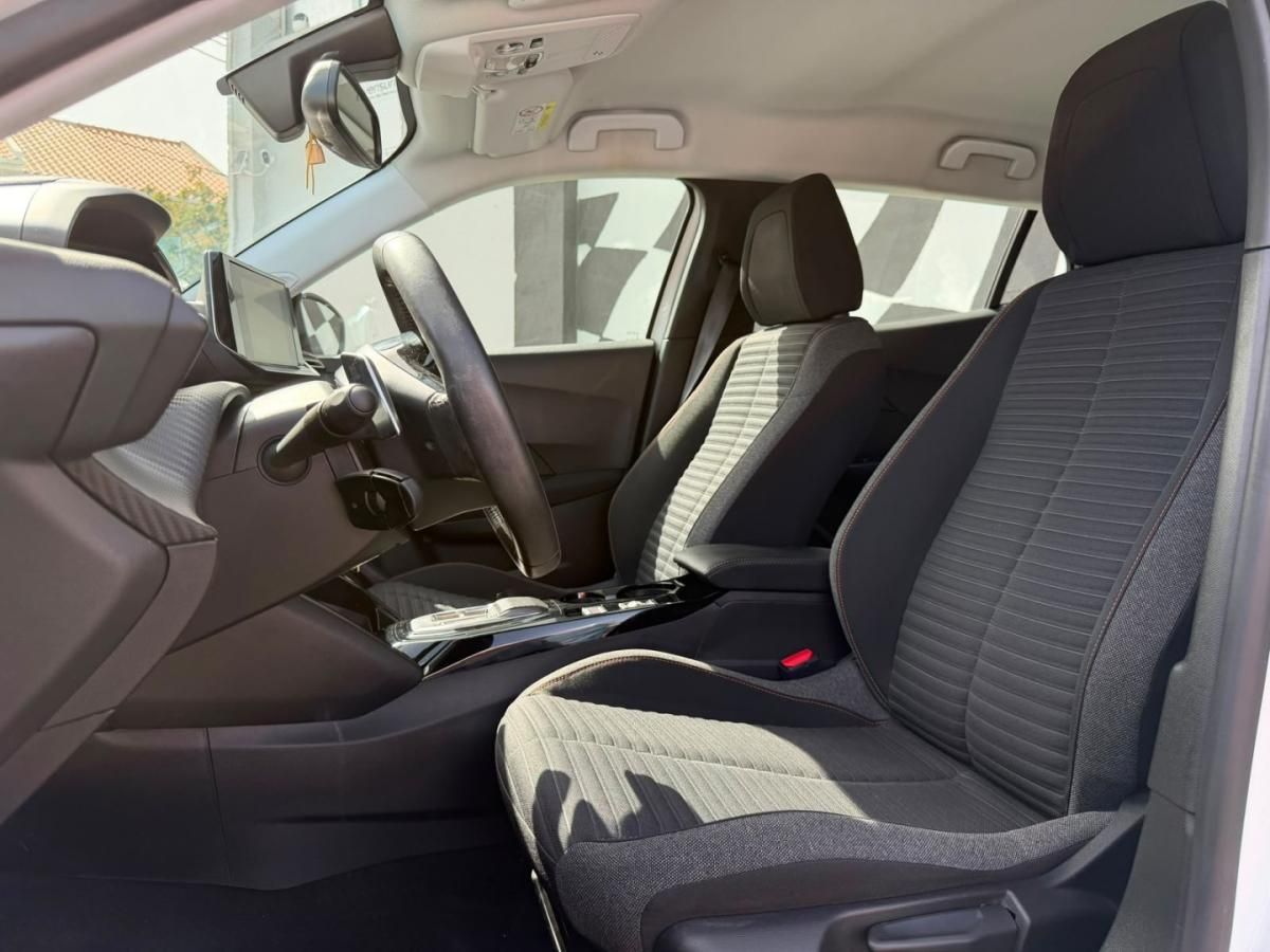peugeot-2008-2022-gasolina-1199cc