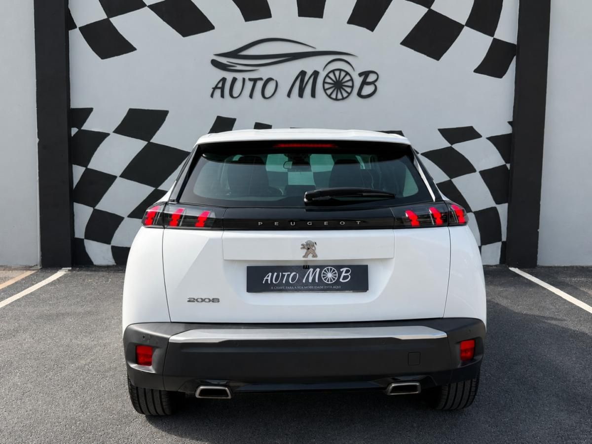 peugeot-2008-2022-gasolina-1199cc