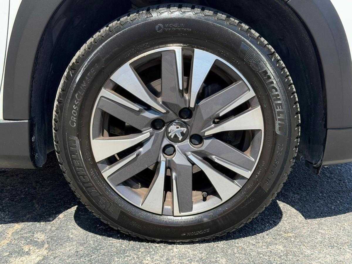 peugeot-2008-2019-gasolina-1199cc