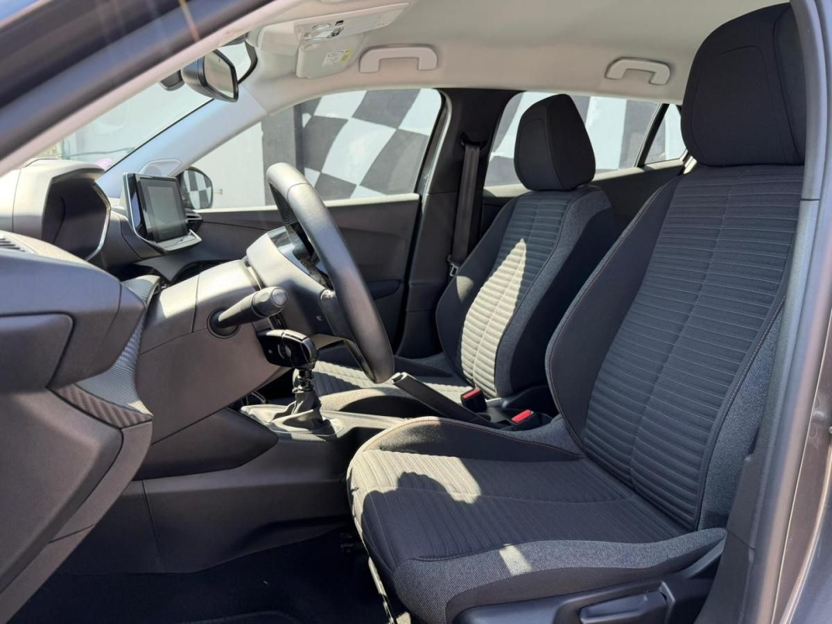 peugeot-2008-2023-gasolina-1199cc