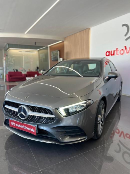 mercedes-benz-classe-a-2020-hibrido-1332cc