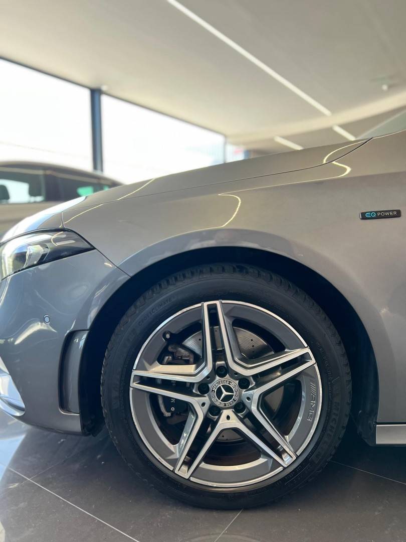 mercedes-benz-classe-a-2020-hibrido-1332cc